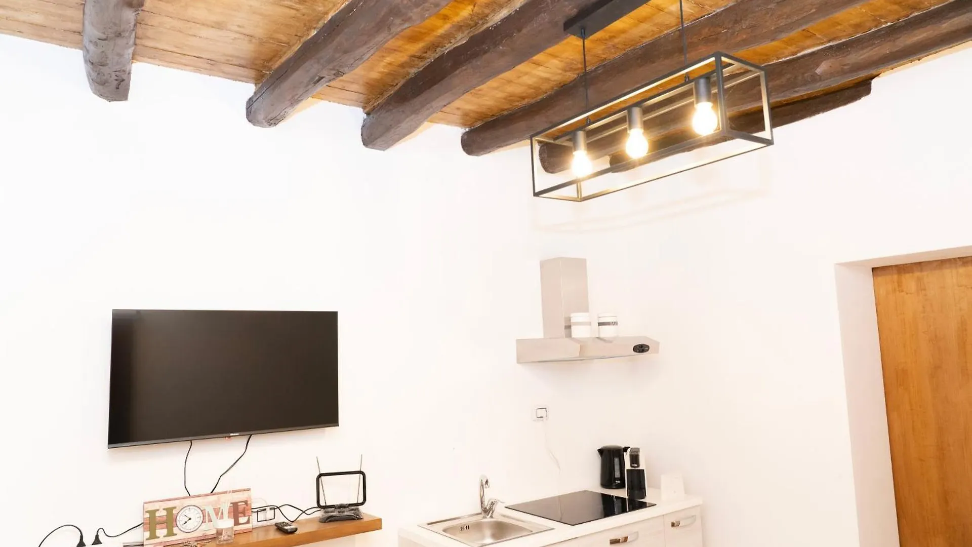 Politeama Apartments パレルモ 0*,  イタリア